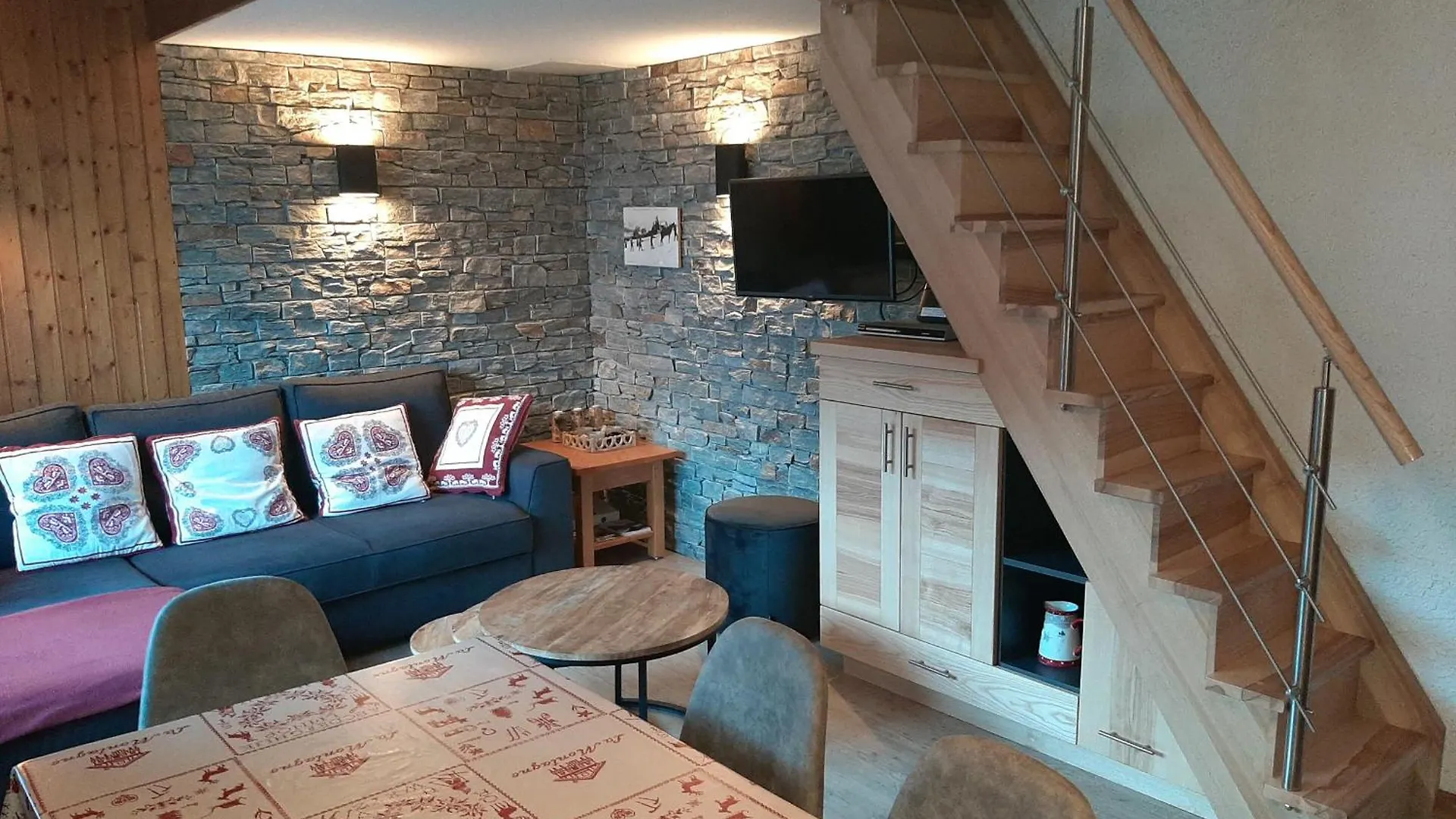 Appartement 3 Chambres Au Pied Des Pistes Avec Balcon - Le Grand-Bornand - Fr-1-467-59